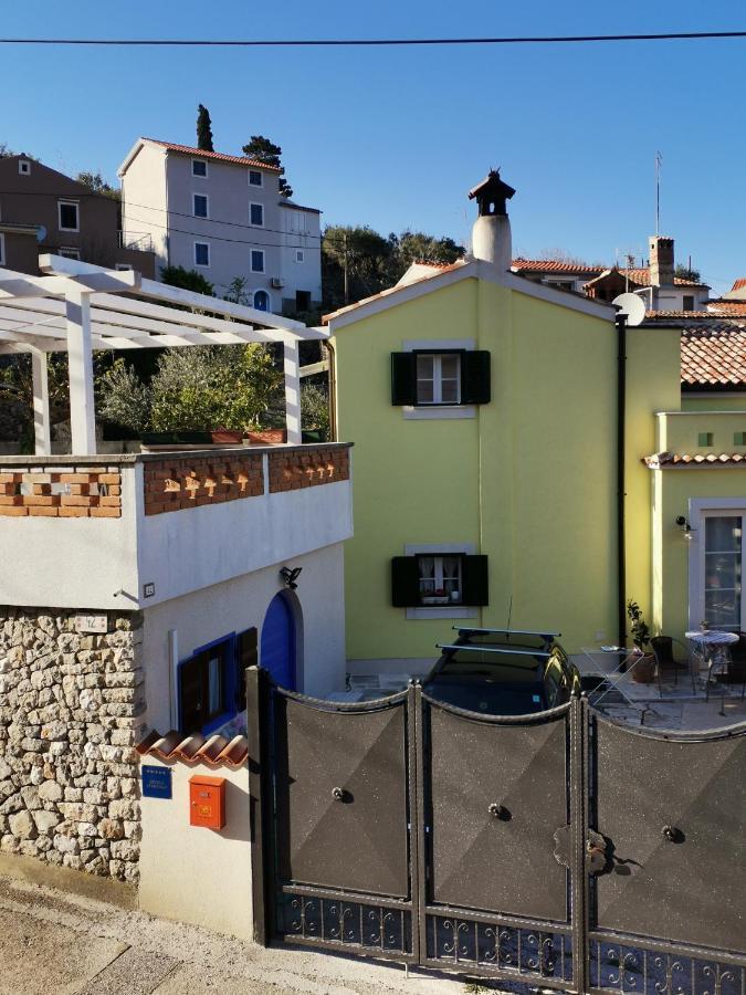 Апартаменты House Valun 42 Экстерьер фото